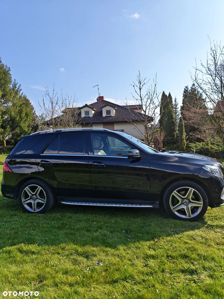 Mercedes-Benz GLE - 13