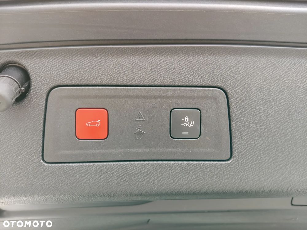 Peugeot 508 225 e-EAT8 GT - 11