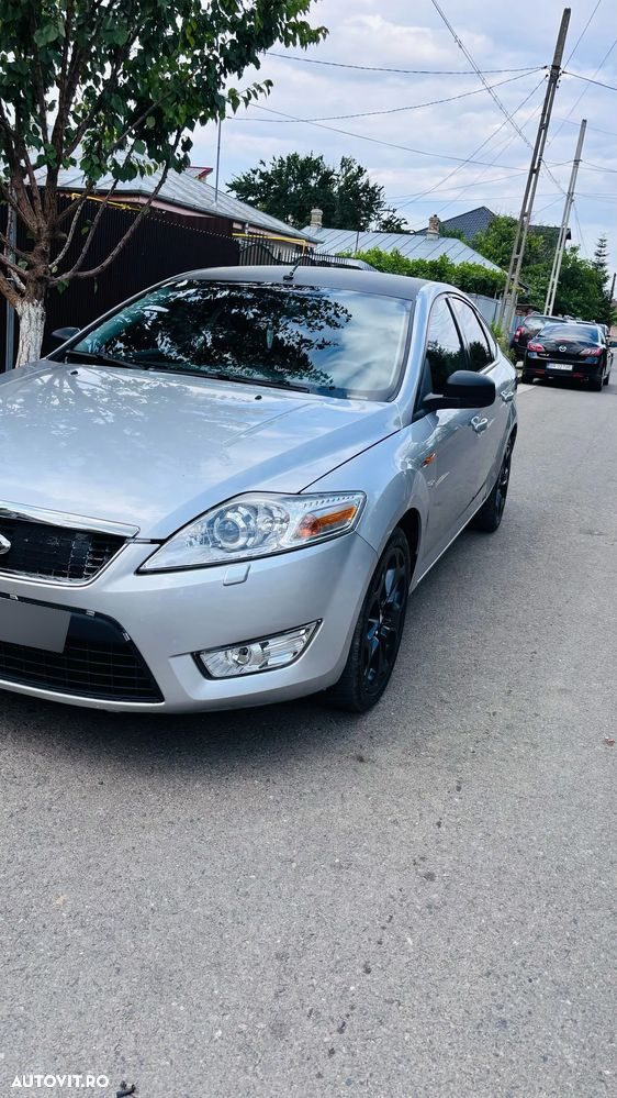 Ford Mondeo 2.5 T Ghia - 4