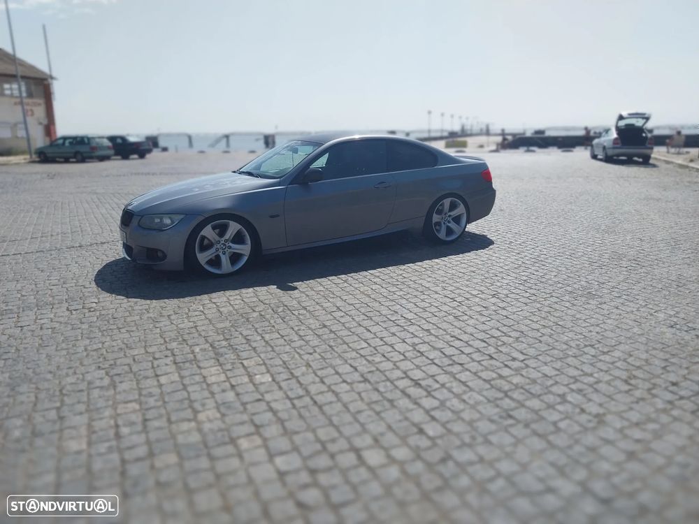BMW 320 d Coupe Edição M - 15