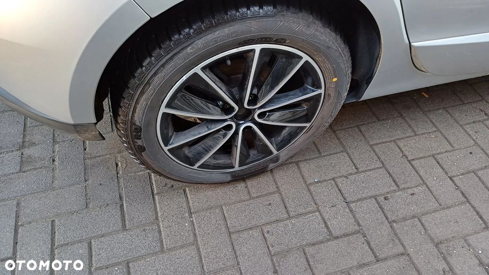 Renault Scenic 2.0 16V 140 CVT Bose Edition - 10