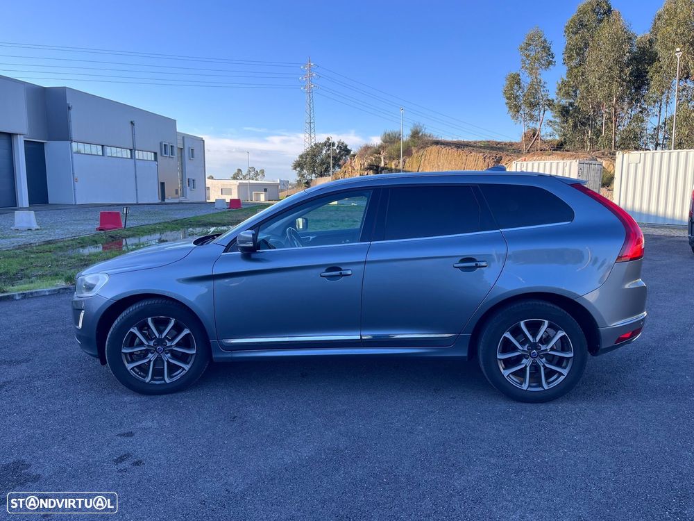 Volvo XC 60 D4 AWD Geartronic Summum - 2