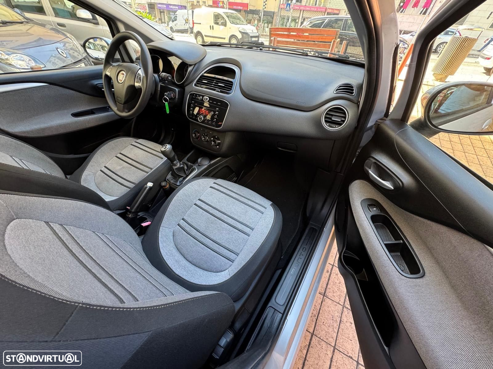 Fiat Punto Evo 1.3 M-Jet Dynamic - 12