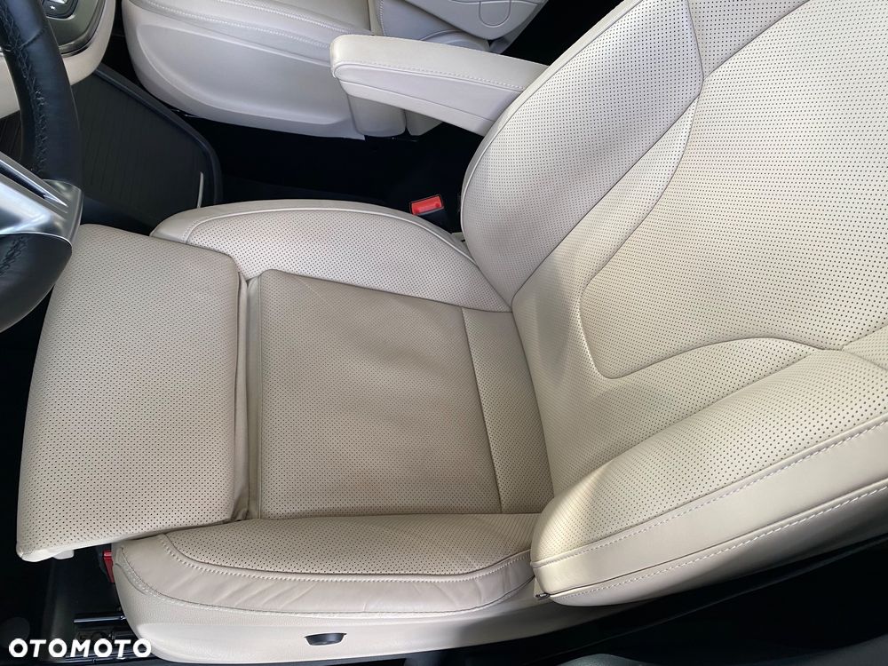 Mercedes-Benz Klasa V 300 d 4-Matic 9G-Tronic Exclusive (d³ugi) - 24