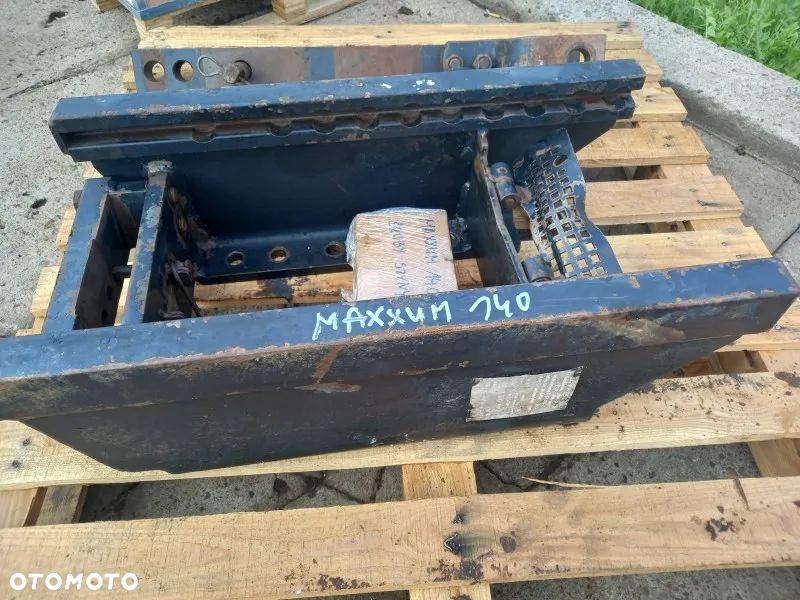 Szyna tylna zaczep polowy Case Maxxum 140 - 6