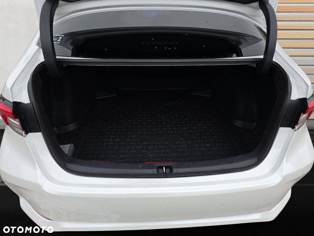 Toyota Corolla 1.8 Hybrid Style - 13