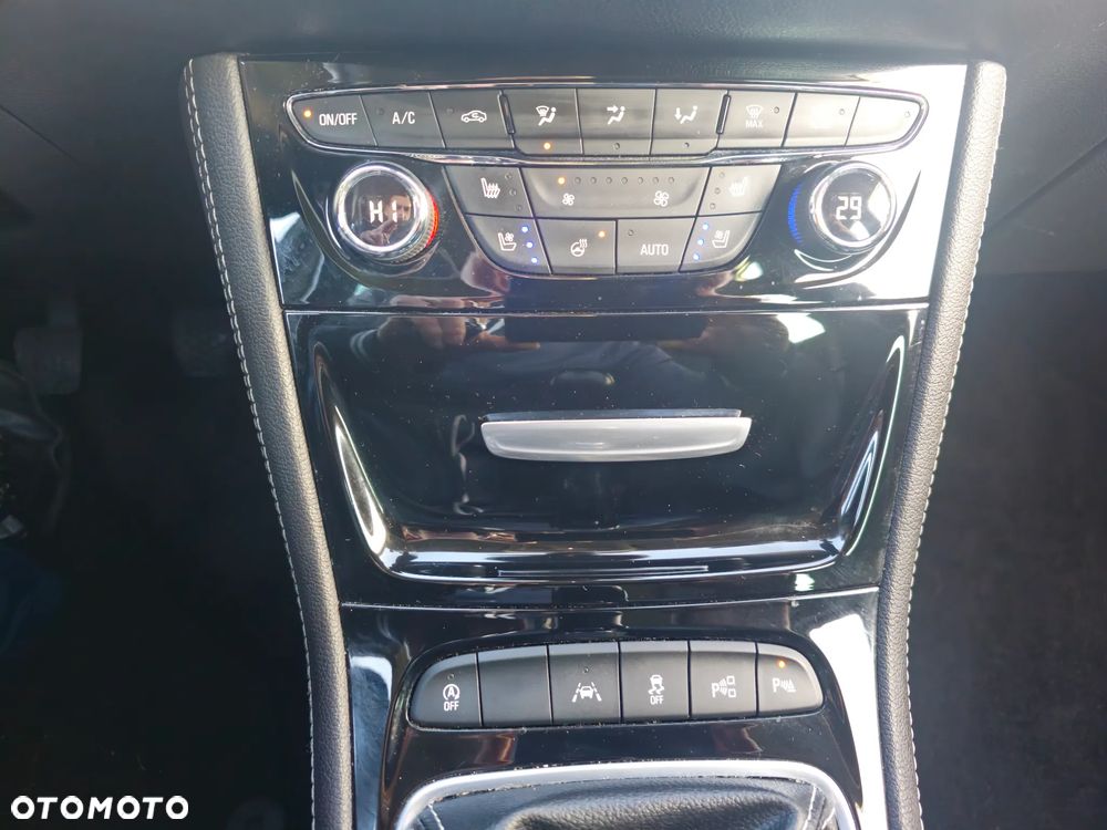 Opel Astra 1.4 Turbo Start/Stop Innovation - 22