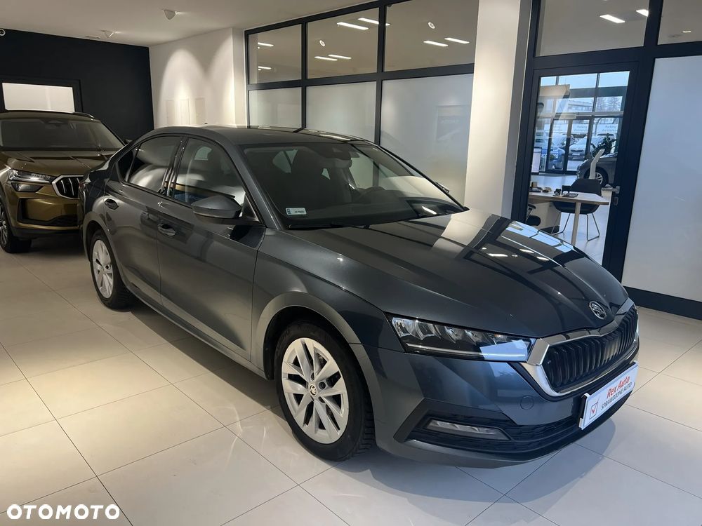 Skoda Octavia 1.5 TSI ACT Ambition - 4
