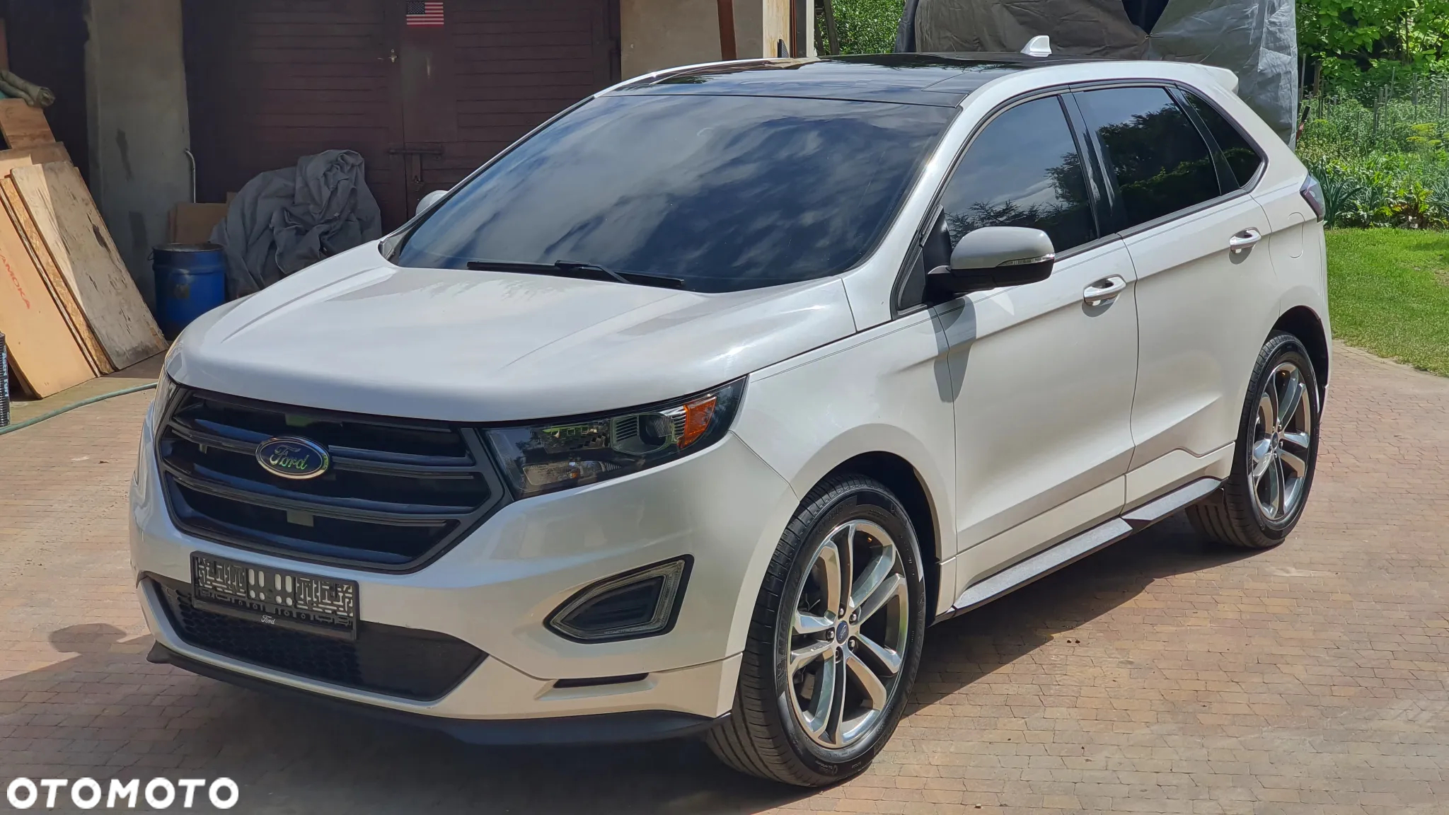 Ford Edge - 2