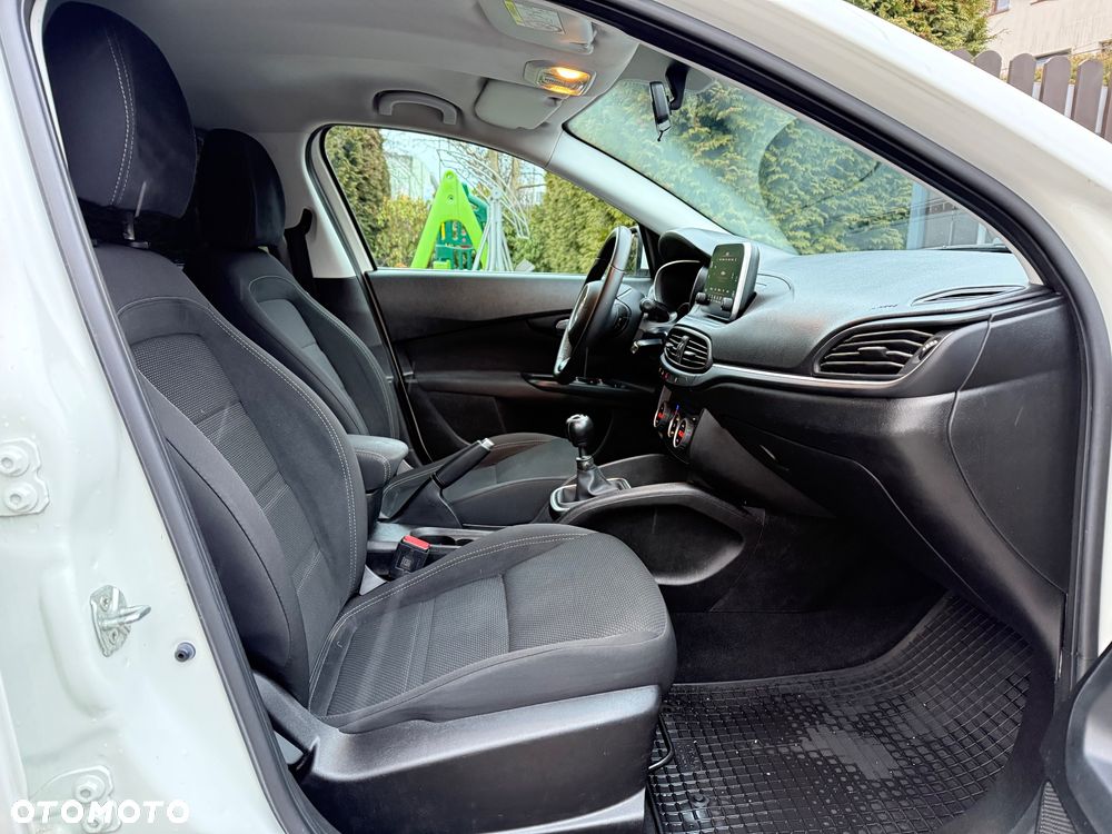 Fiat Tipo 1.4 T-Jet 16v Lounge - 9