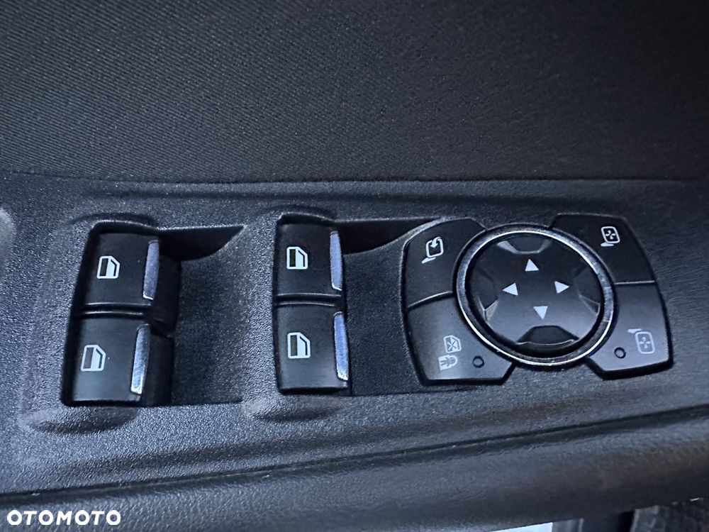 Ford S-Max 2.0 TDCi Titanium PowerShift - 20