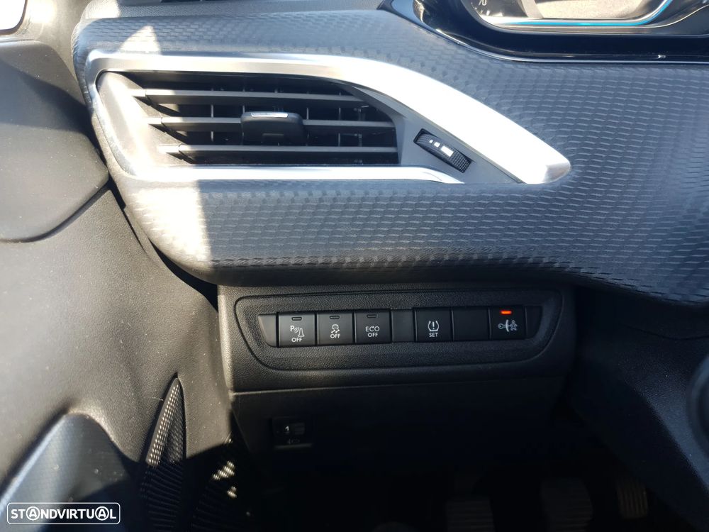 Peugeot 2008 PureTech 110 Stop&Start Allure - 24