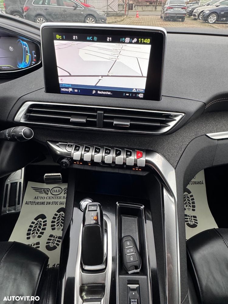 Peugeot 3008 PureTech 180 Stop & Start GPF EAT8 GT Pack - 11