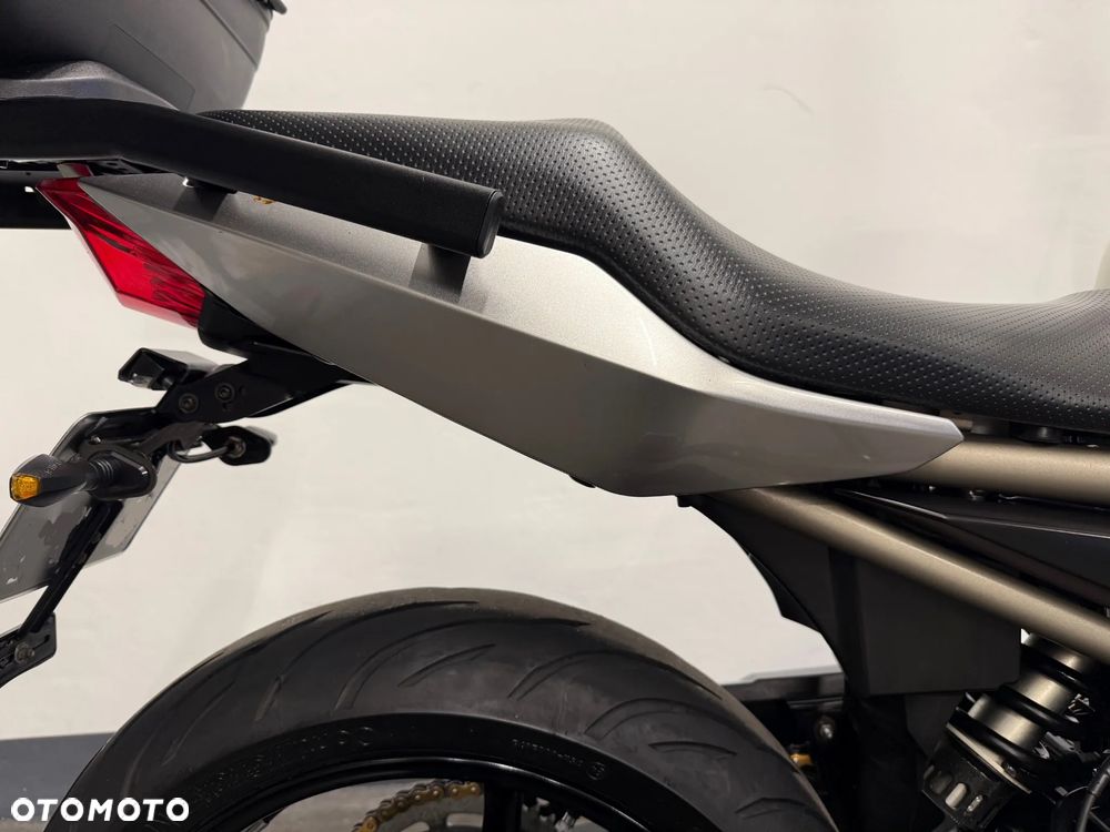 Yamaha XJ - 35