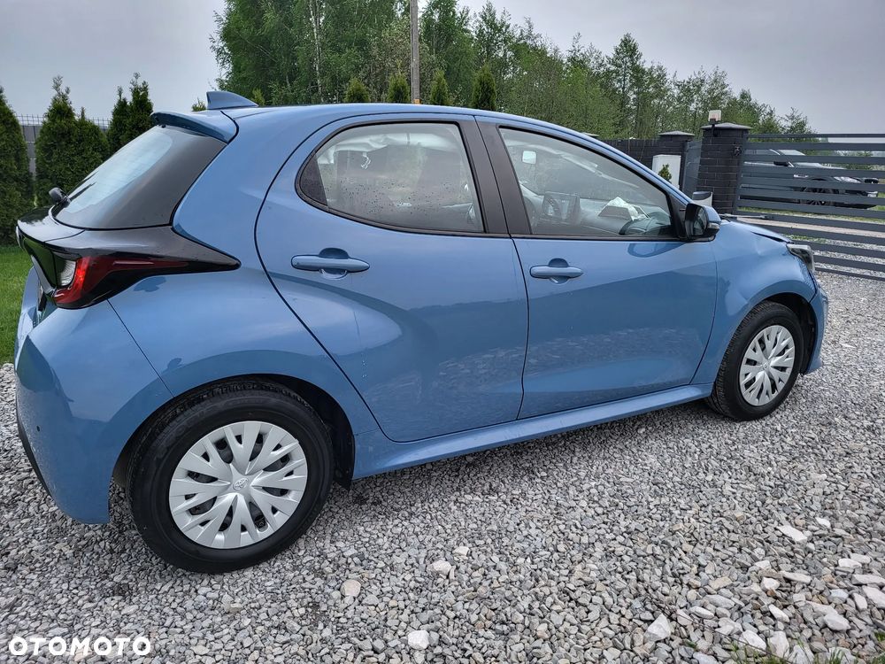 Toyota Yaris 1.5 Comfort - 25