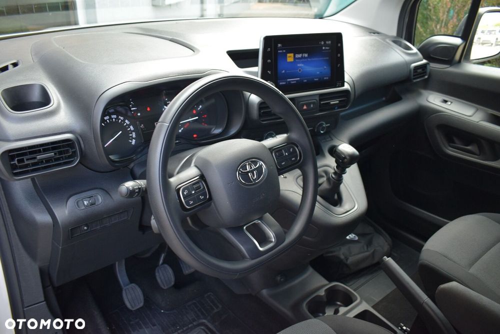 Toyota PROACE CITY - 12