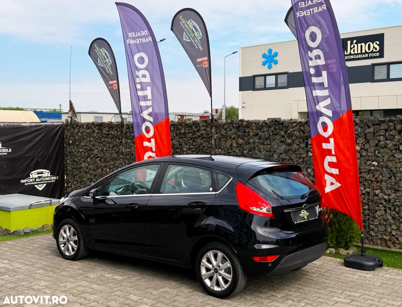 Ford Fiesta 1.4 Ghia - 14