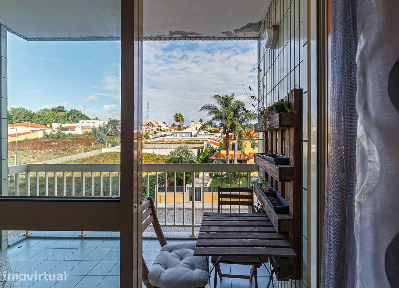 T3 com 140 m², 2 frentes, luz natural, garagem, em Paços de Brandão - Grande imagem: 5/24