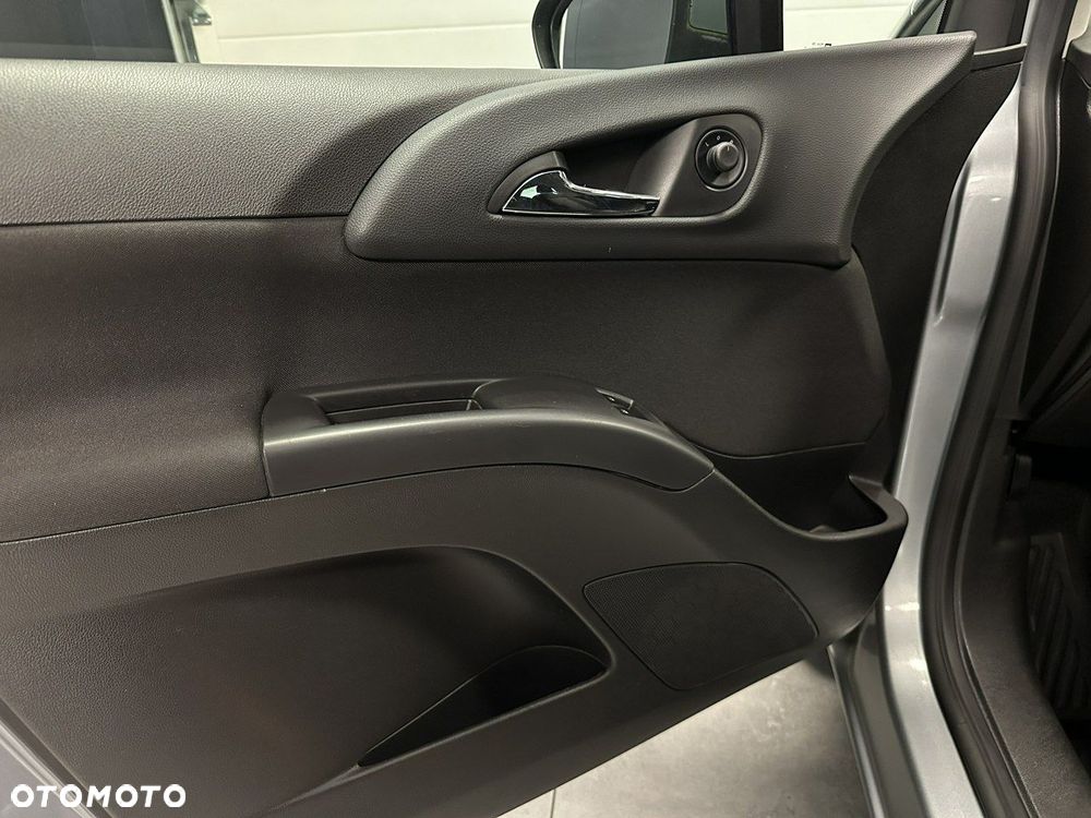 Opel Meriva - 18