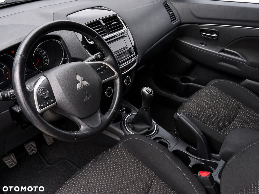 Mitsubishi ASX 1.6 Instyle AS&G - 14