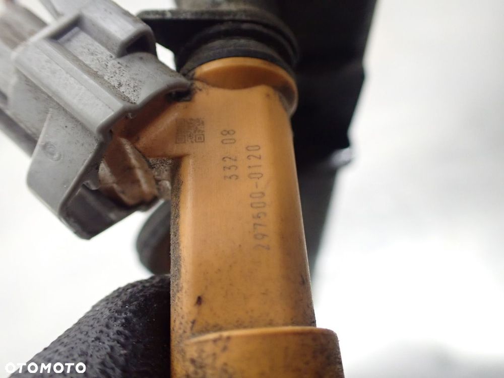 LISTWA WTRYSKOWA SUBARU JUSTY G3X 297500-0120  33208 - 6