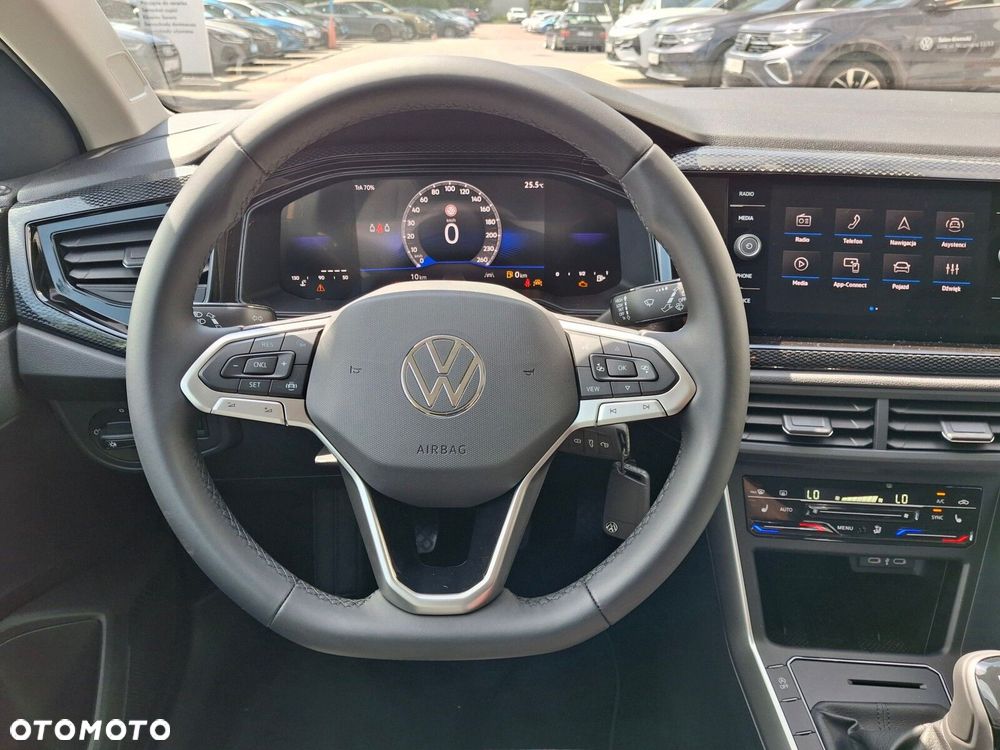 Volkswagen Polo 1.0 TSI Life Plus - 24