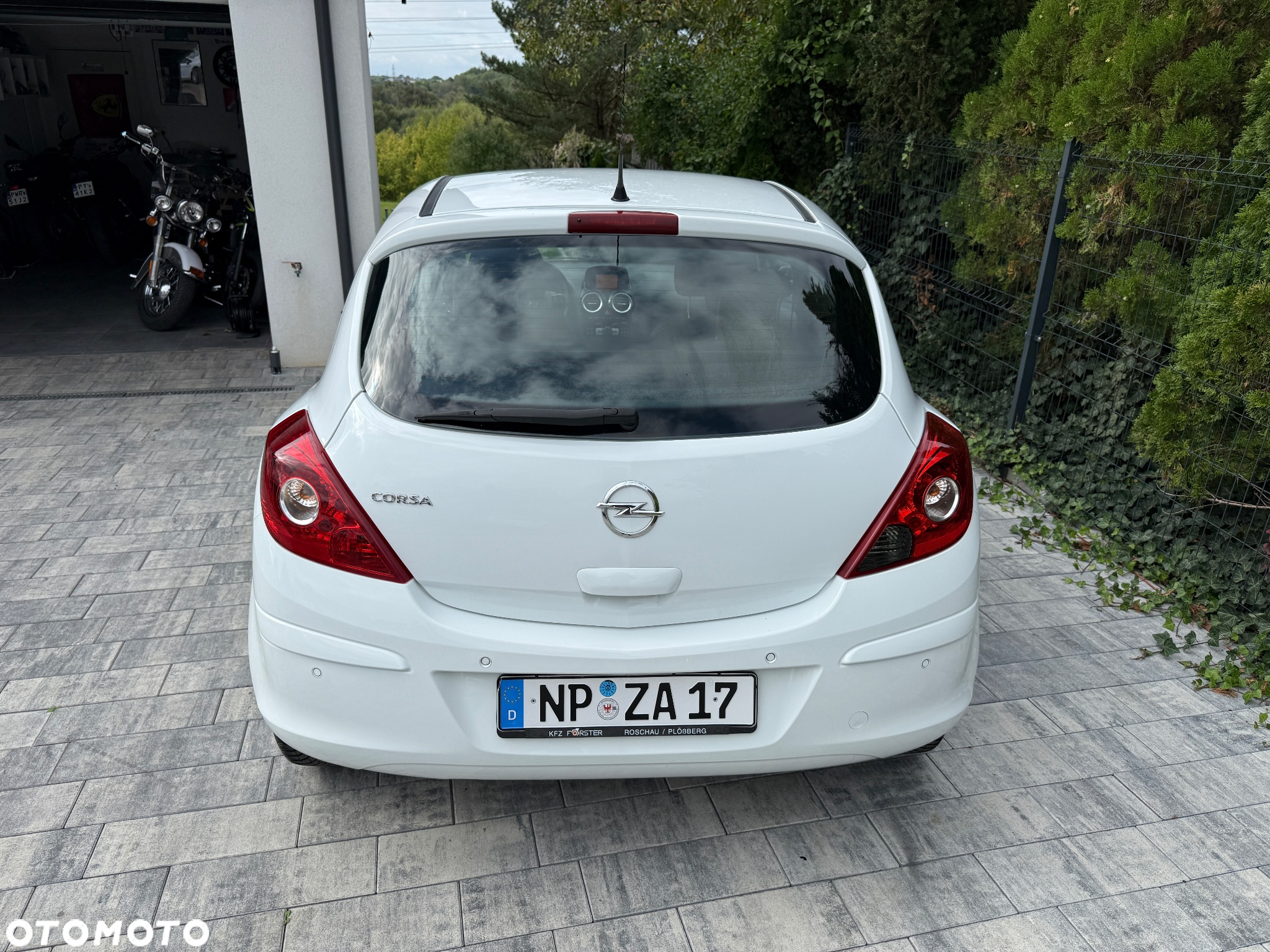 Opel Corsa 1.4 Cosmo - 27