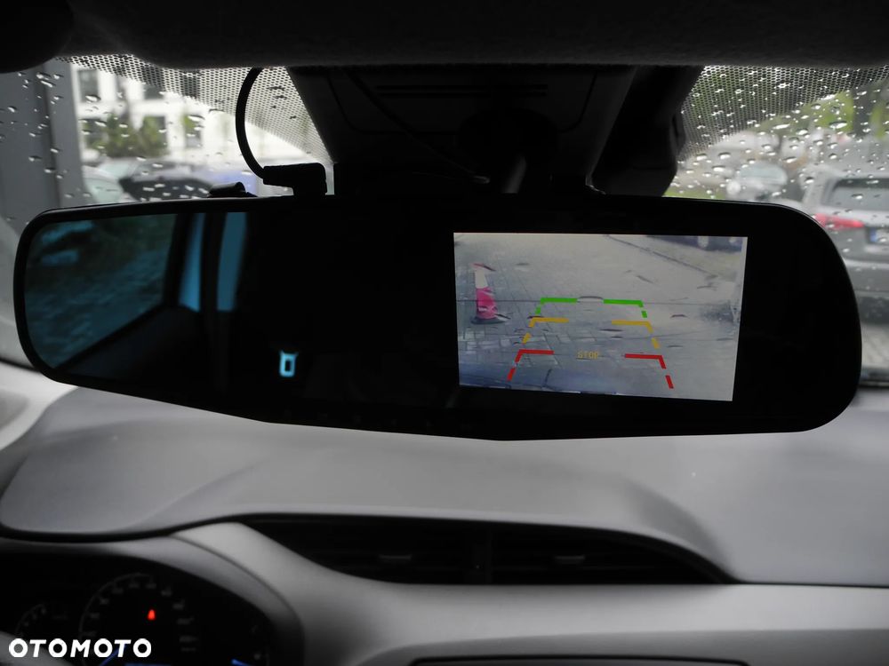 Toyota Yaris - 20