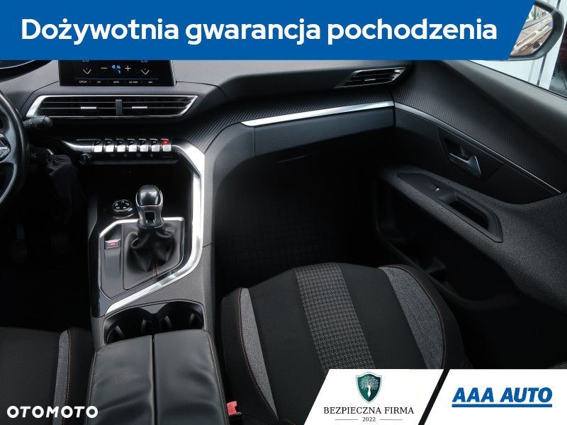 Peugeot 3008 - 9