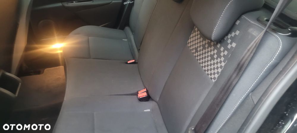 Renault Megane dCi 110 FAP EDC Dynamique - 8