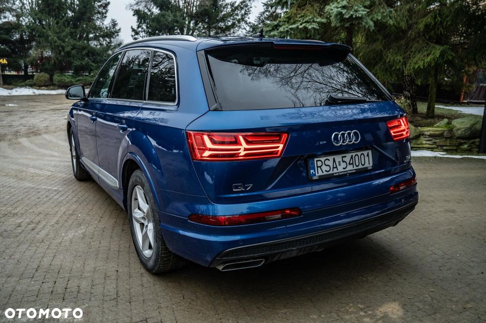 Audi Q7 - 4