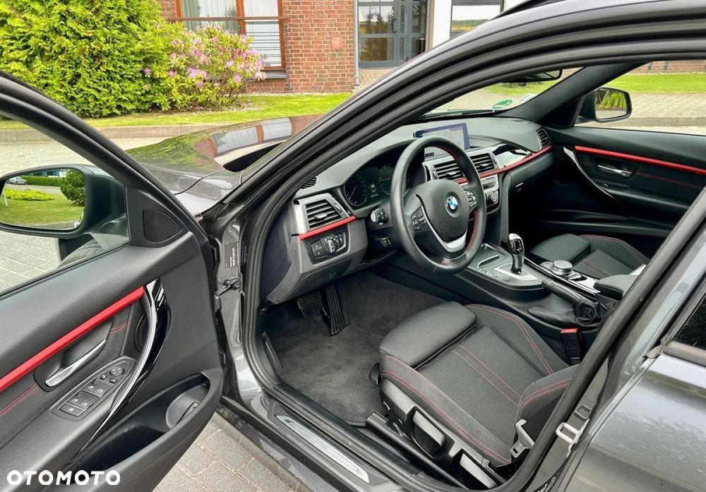 BMW Seria 3 320i Edition Luxury Line Purity - 33