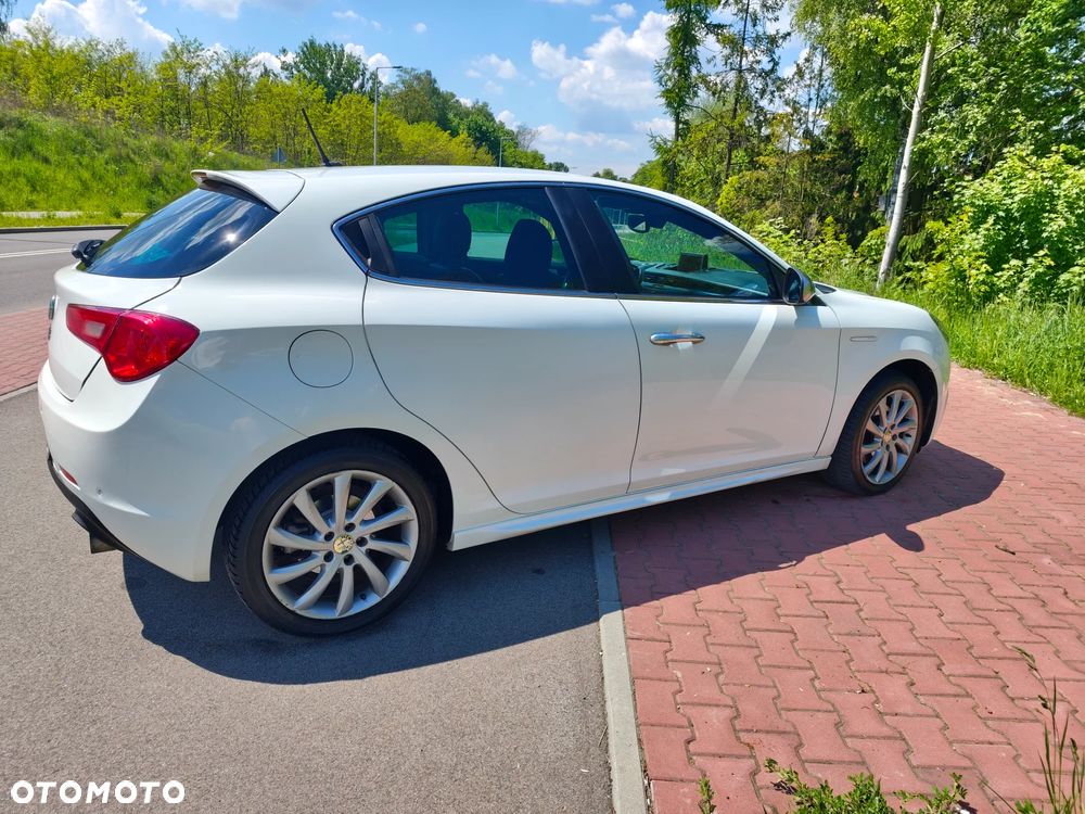 Alfa Romeo Giulietta 2.0 JTDM Distinctive - 7