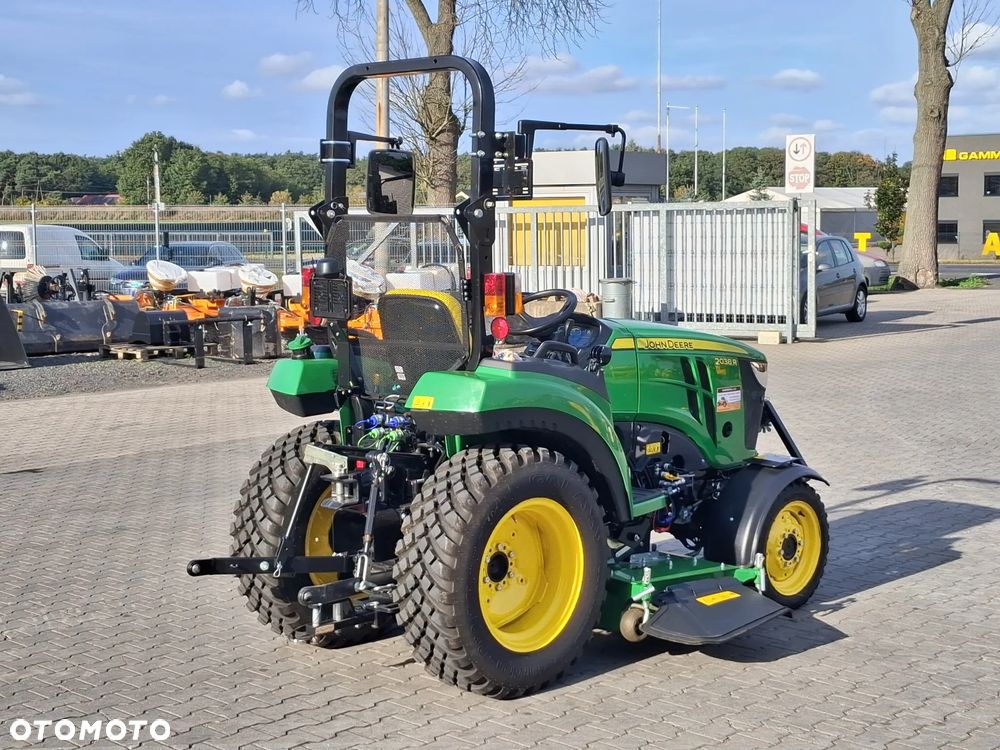 John Deere 2038 R - 5