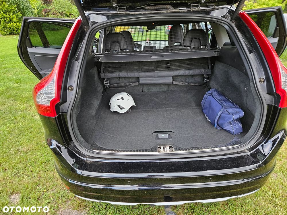Volvo XC 60 D4 AWD Summum - 6