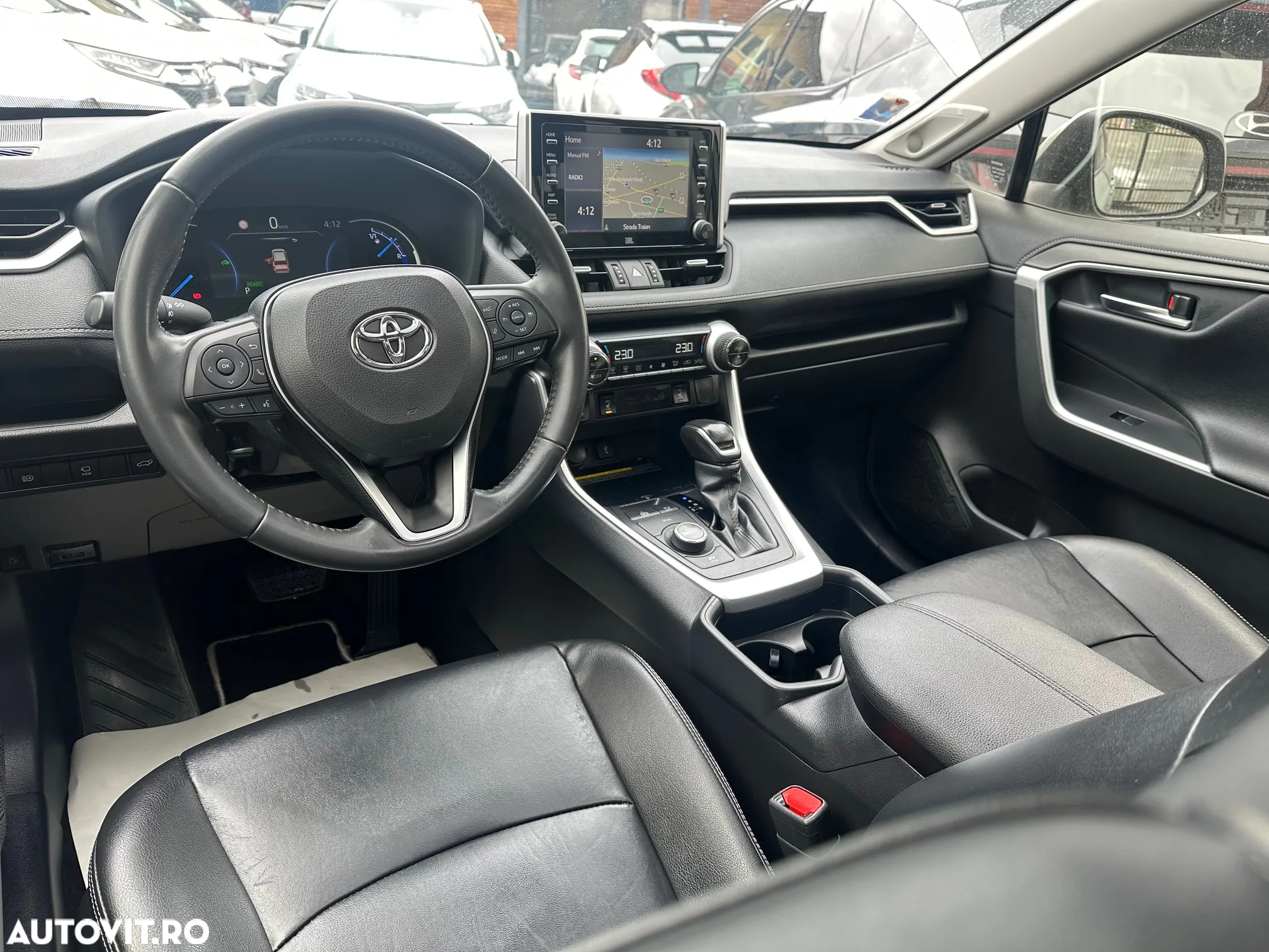 Toyota RAV4 2.5 Hybrid VVT-iE 4x4 Luxury - 32