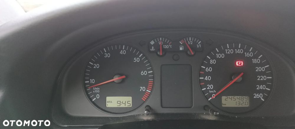 Volkswagen Passat - 10