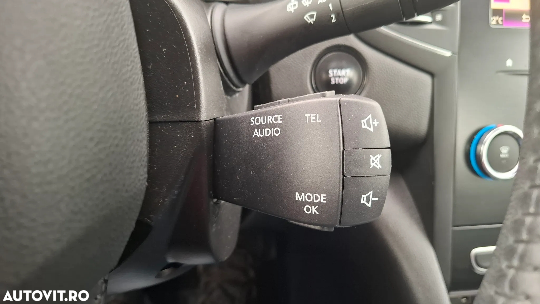 Renault Megane Grandtour TCe 115 GPF LIMITED - 31