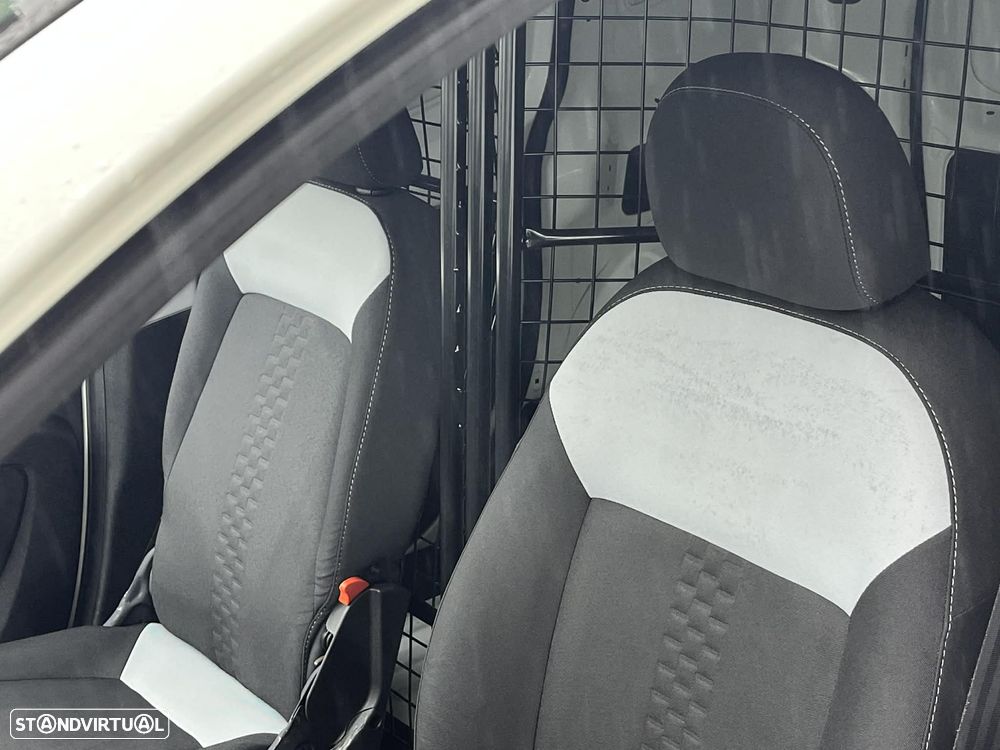 Fiat Fiorino 1.3 M-Jet SX - 8