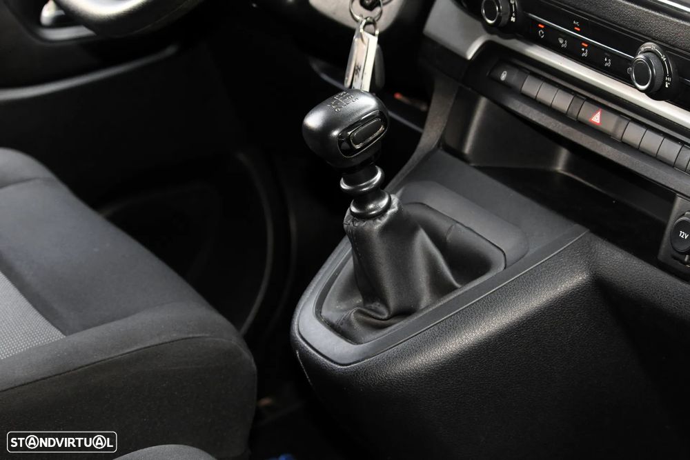 Peugeot Expert 1.5 BlueHDi L2H1 Semi-Vidrado - 14