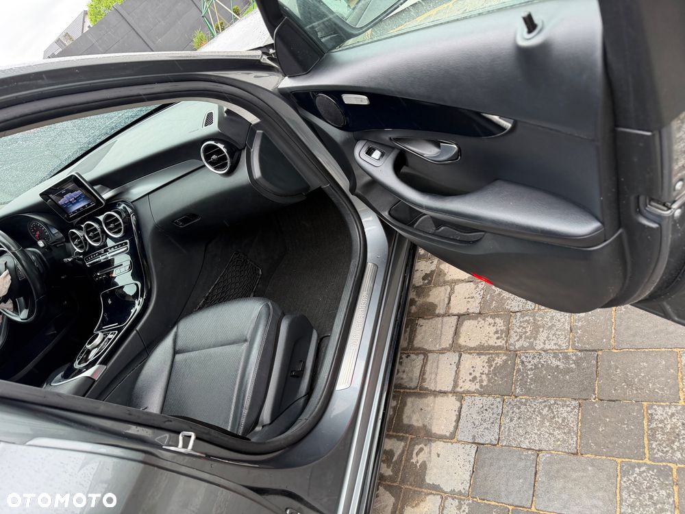 Mercedes-Benz Klasa C 200 d 9G-TRONIC Avantgarde - 3