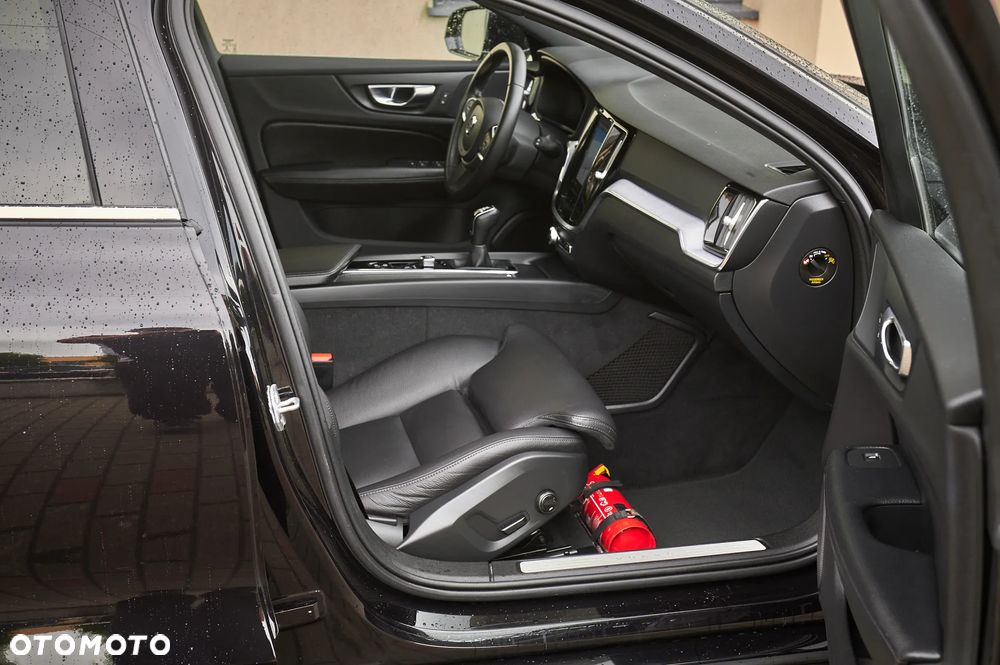 Volvo V60 D3 Momentum Pro - 27