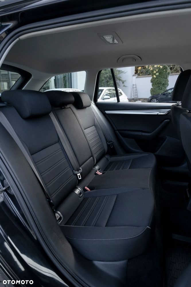 Skoda Octavia 1.5 TSI ACT Ambition - 10