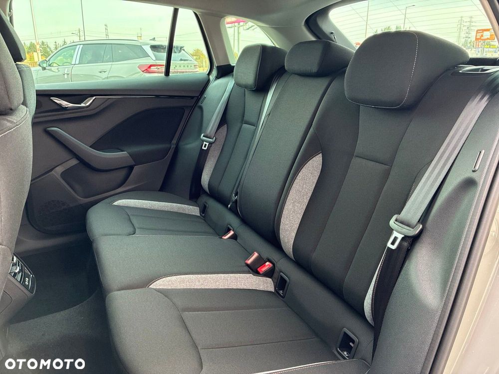Skoda Scala 1.5 TSI Drive DSG - 16