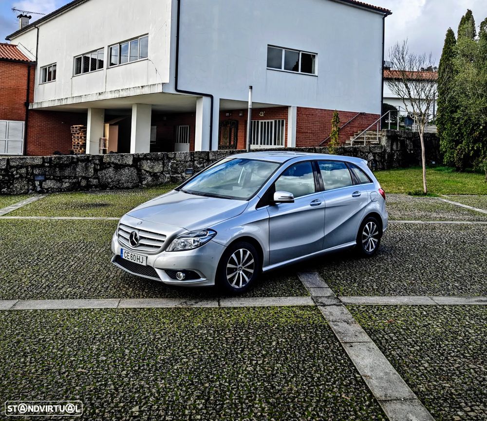 Mercedes-Benz B 180 d AMG Line Aut. - 2