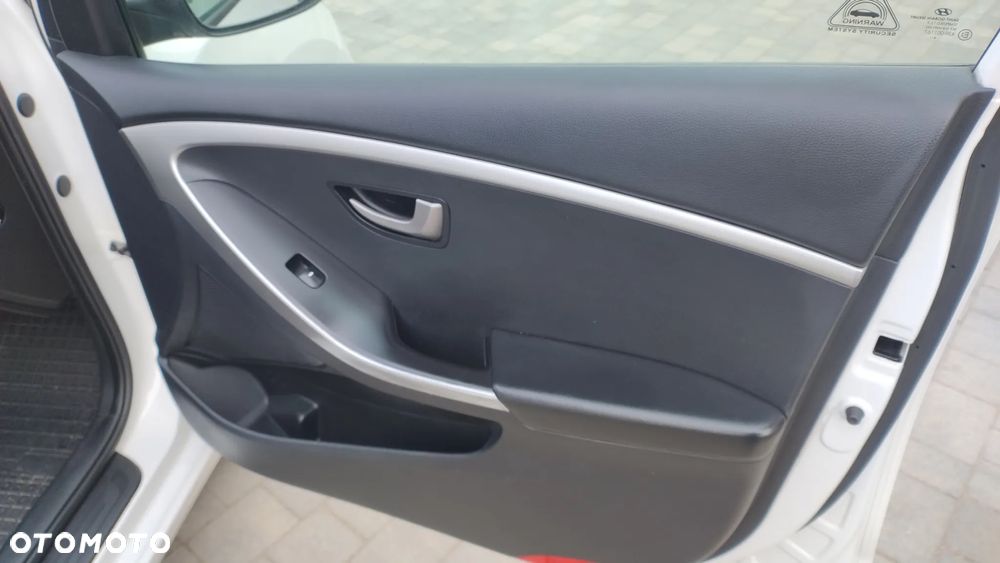 Hyundai i30 1.4 Comfort - 8