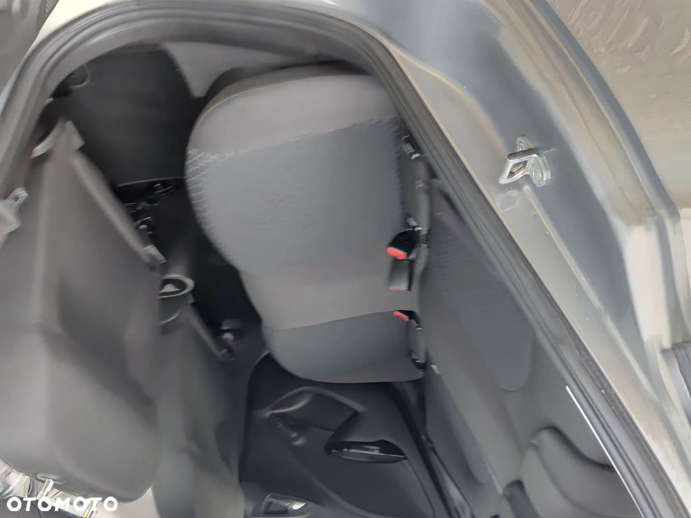 Opel Corsa 1.4 Color Edition - 18