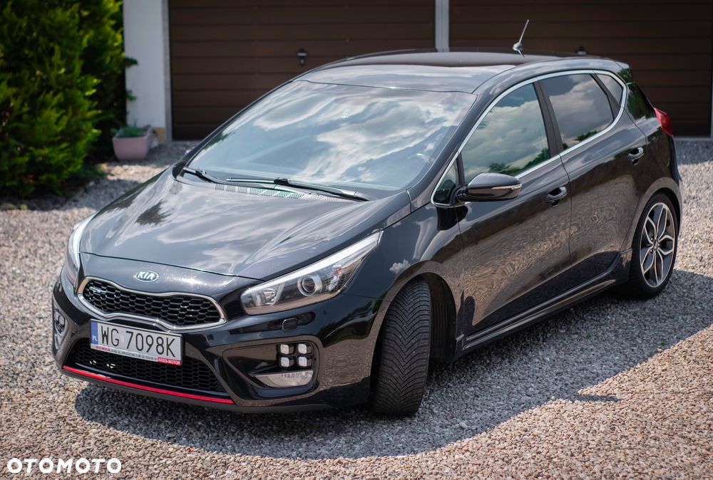 Kia Ceed 1.6 T-GDI GT - 2