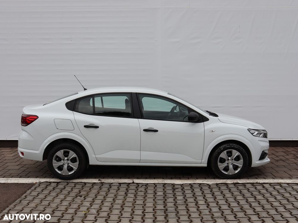 Dacia Logan SCe 65 Essential - 7