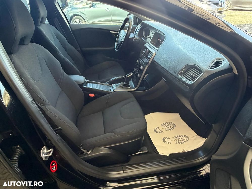 Volvo V40 D2 Geartronic Kinetic - 13